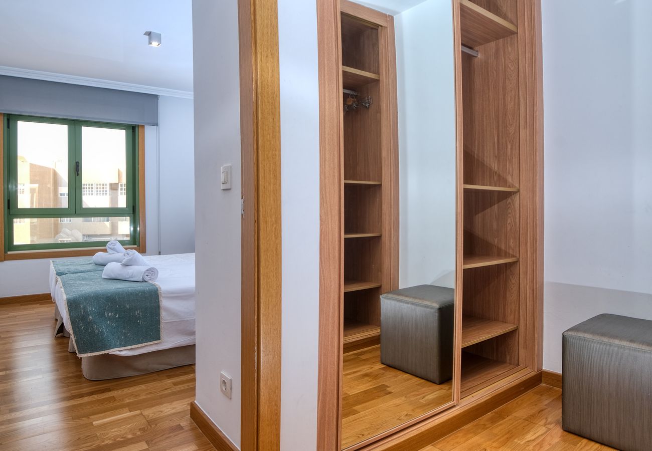 Apartamento en Arrecife - casa Victoria-frente a la Playa del Reducto, plaza de garaje,wifi, aire acondicionado