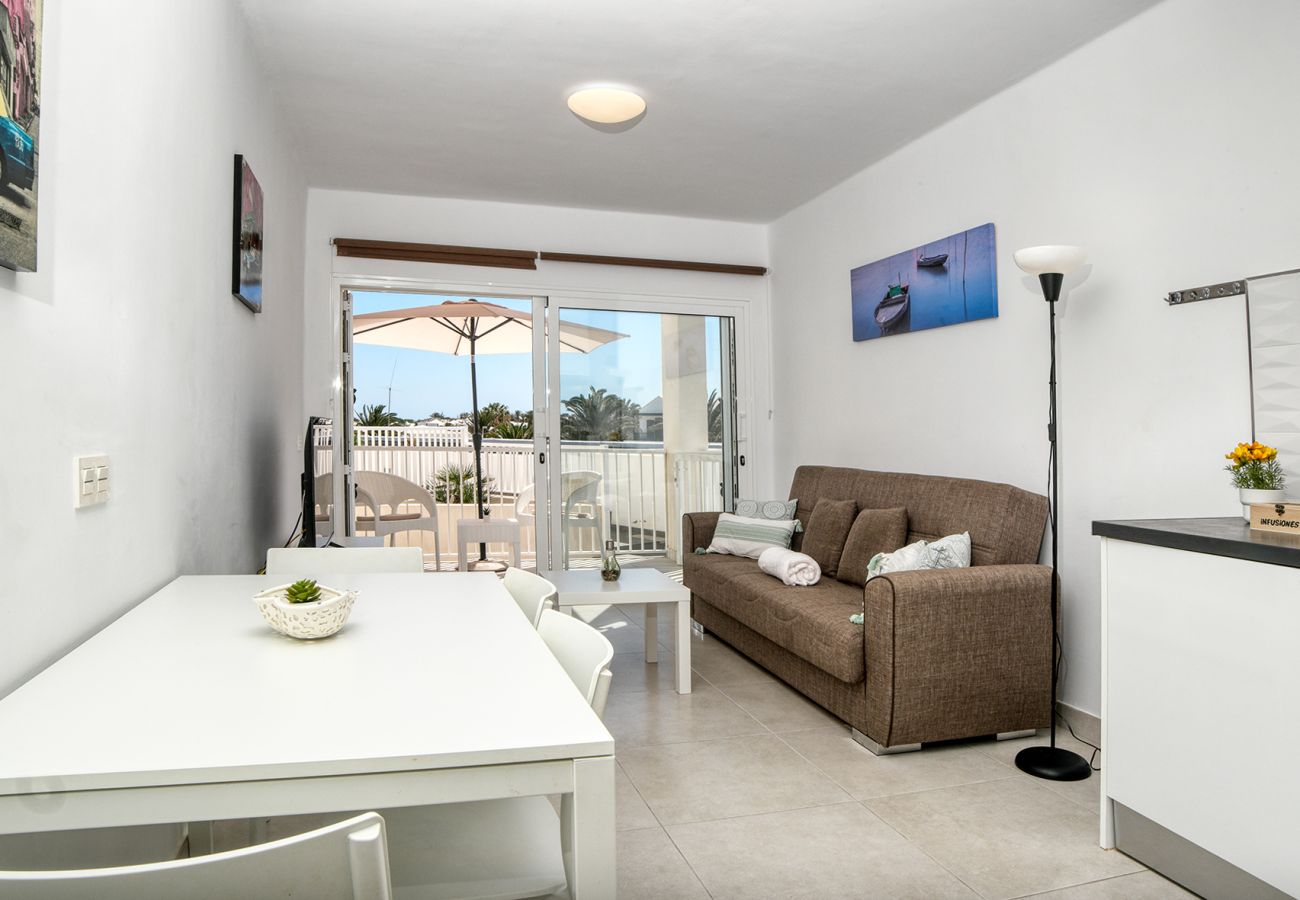  lanzarote-vacation-experts terraza apartamento departamento vacaciones