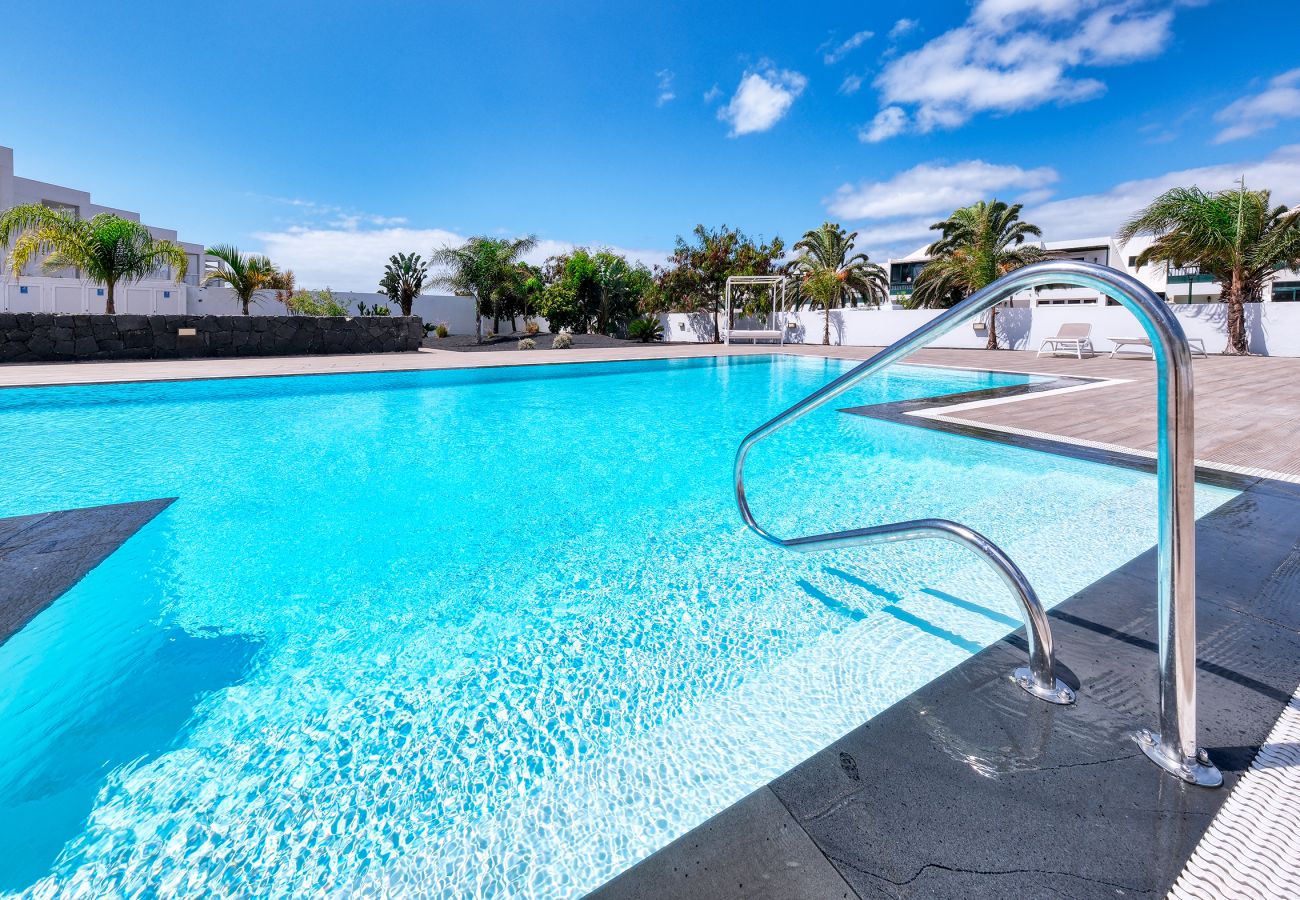 Casa en Costa Teguise - Suite ANIAGUA Luminosa vivienda con vista a la piscina