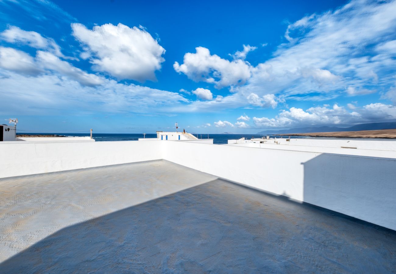 Casa a Caleta de Caballo - Casa Vista La Pesquera