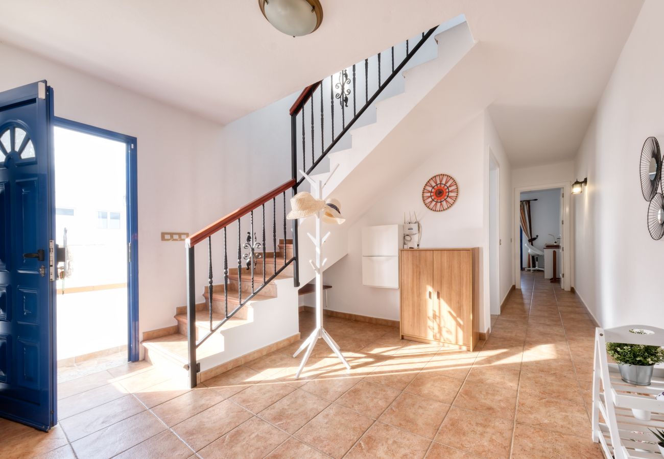 Casa a Caleta de Caballo - Casa Vista La Pesquera