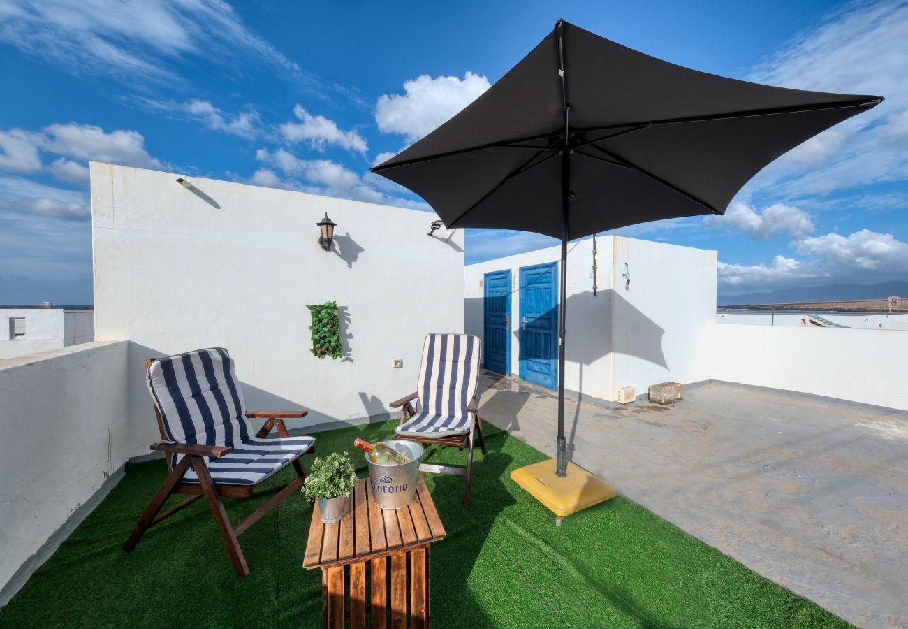 Casa a Caleta de Caballo - Casa Vista La Pesquera