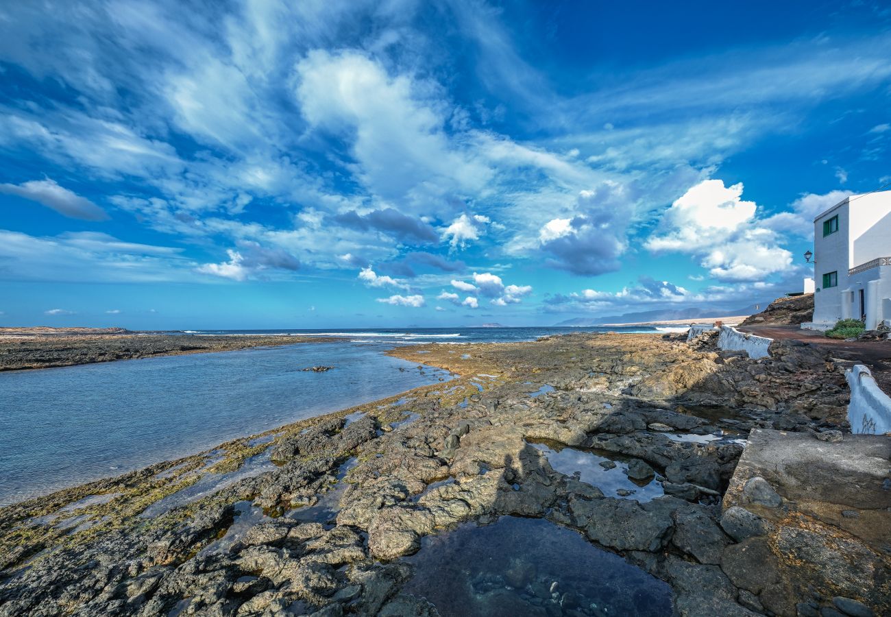 Casa a Caleta de Caballo - Casa Vista La Pesquera