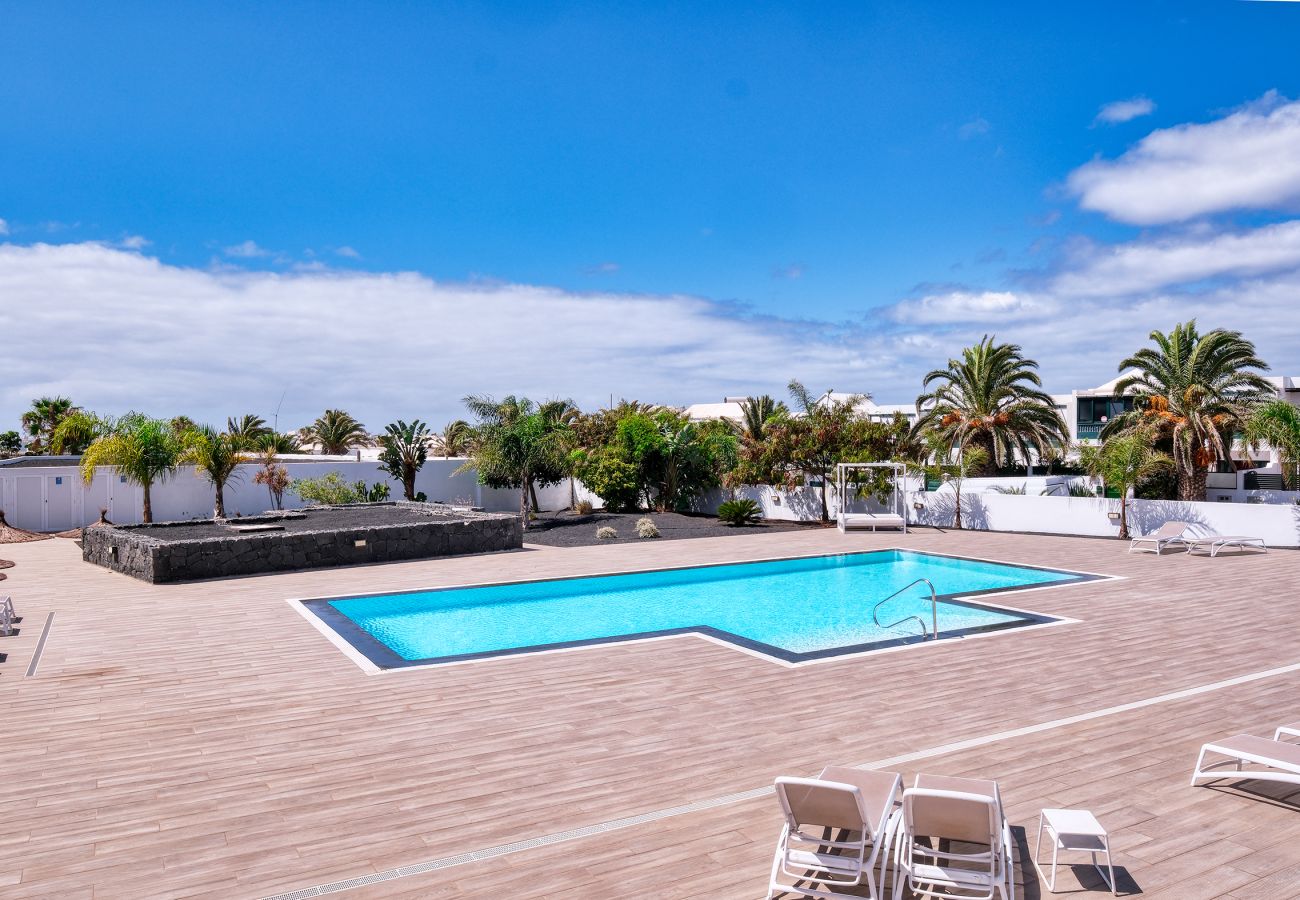 Casa a Costa Teguise - Sun Glow Senator- vista alla piscina