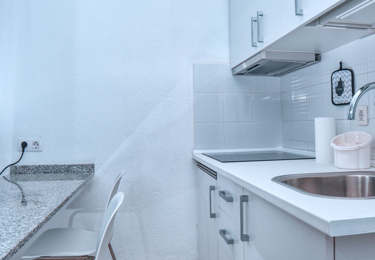 House in Puerto del Carmen - Eva Vacation Home Pool & Relax - Very close to the beach 