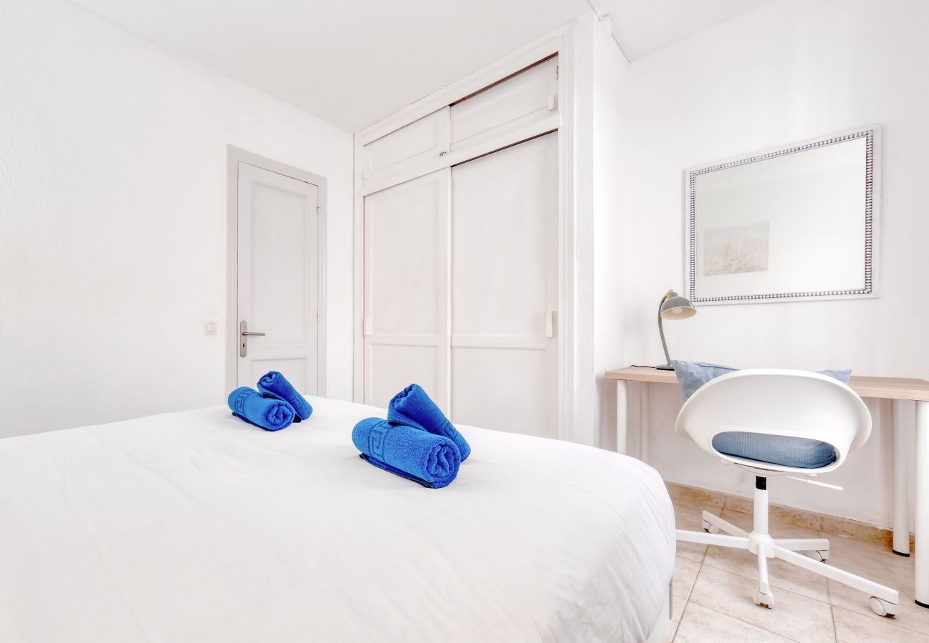 House in Puerto del Carmen - Eva Vacation Home Pool & Relax - Very close to the beach 