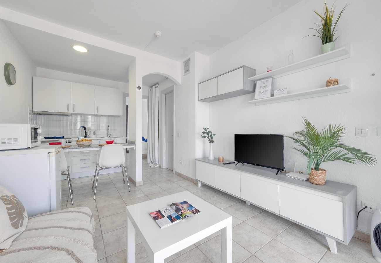 House in Puerto del Carmen - Eva Vacation Home Pool & Relax - Very close to the beach 