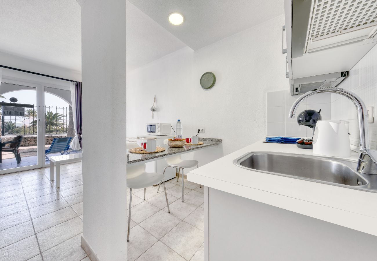 House in Puerto del Carmen - Eva Vacation Home Pool & Relax - Very close to the beach 