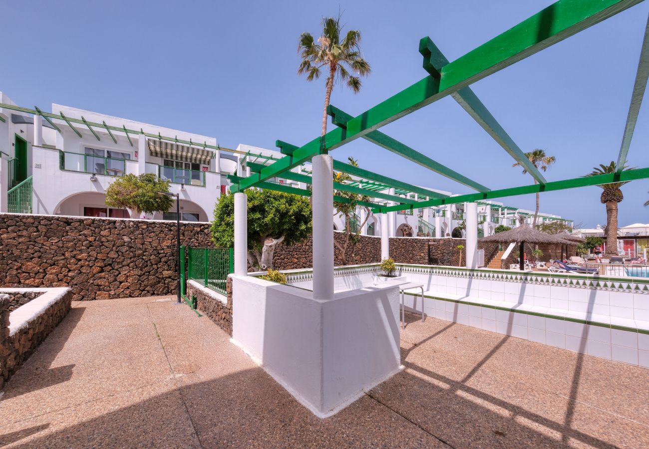 House in Puerto del Carmen - Eva Vacation Home Pool & Relax - Very close to the beach 