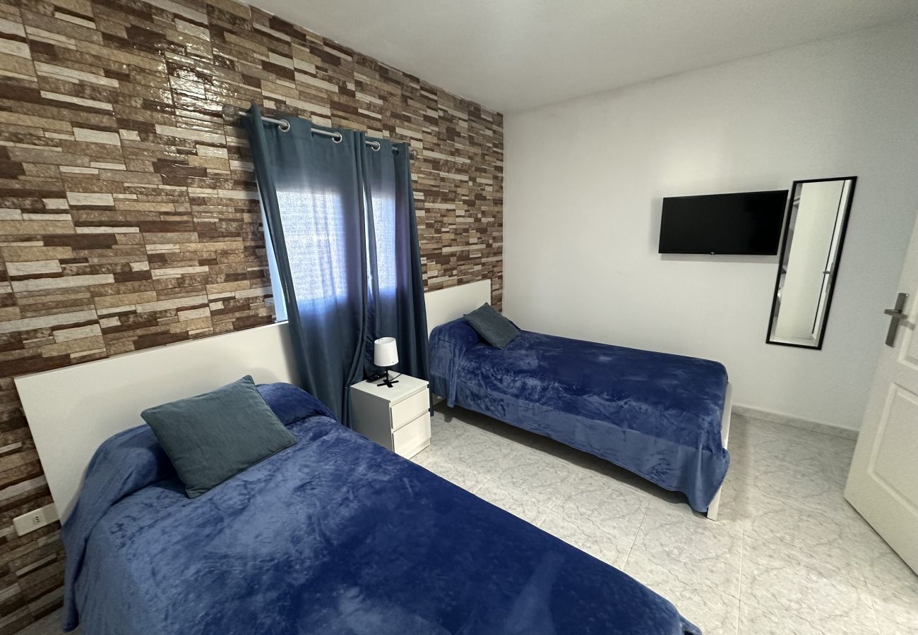 House in Haría - Villa Lito-BBQ, pool and Relax 