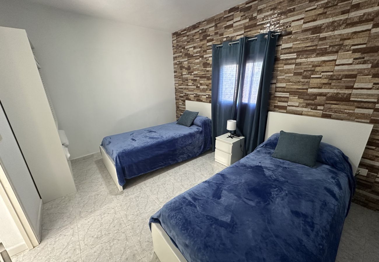 House in Haría - Villa Lito-BBQ, pool and Relax 